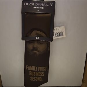 Duck Dynasty Men's Brown Tie